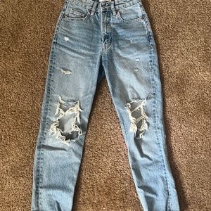 Zara Mom Fit Jeans